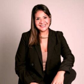 Adriana da Motta Bizzarri